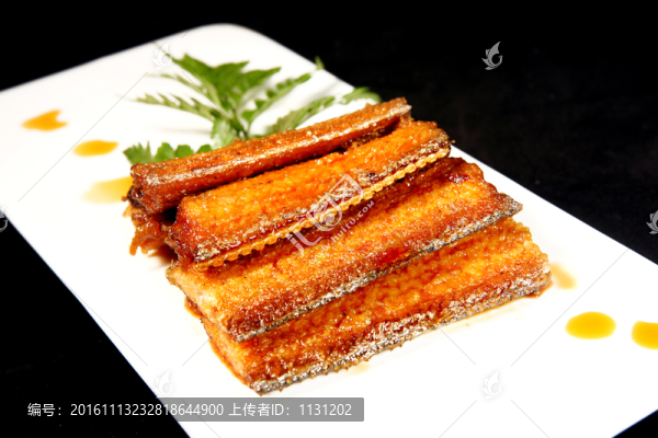 老干媽帶魚(yú)