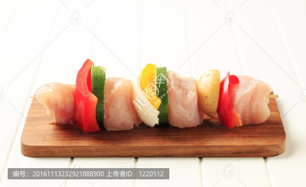 生雞肉串