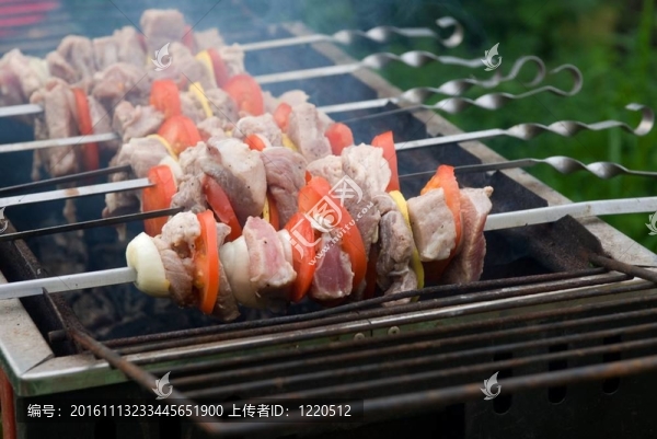 烤羊肉串