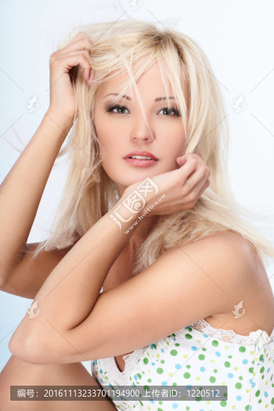金發(fā)女郎