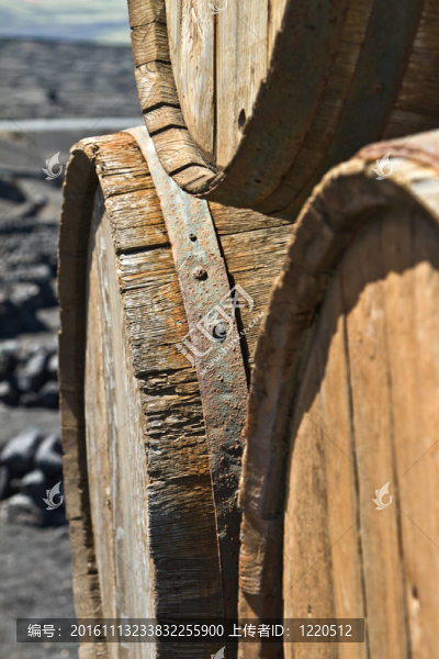 葡萄酒桶-匯圖網(wǎng) www.fosd68.com 葡萄酒桶