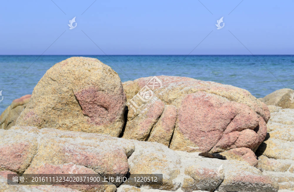 黃色和粉紅色的巖石