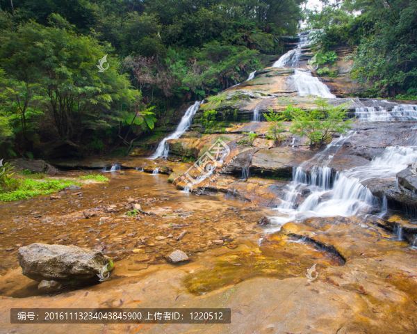 卡通巴瀑布藍(lán)山澳大利亞國家公園