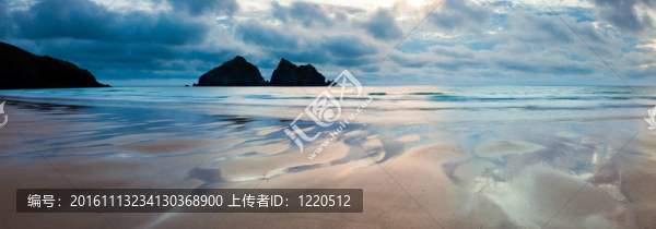 Holywell灣