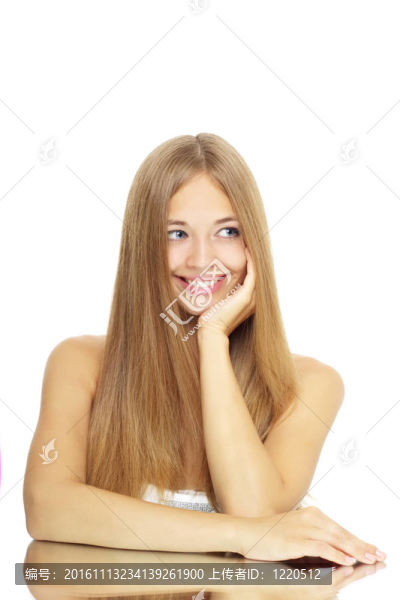 女孩與美麗的直發(fā)白