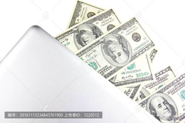筆記本電腦用百元紙幣