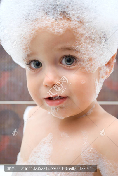 沐浴-匯圖網(wǎng) www.fosd68.com 沐浴