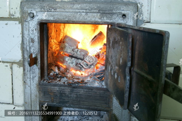 壁爐