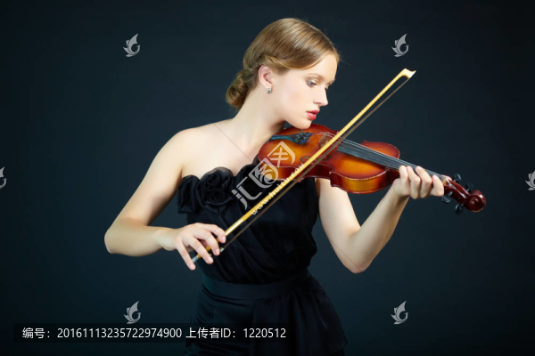 小提琴演奏