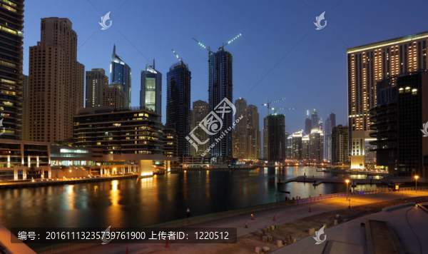 迪拜夜間碼頭；阿拉伯聯(lián)合酋長國