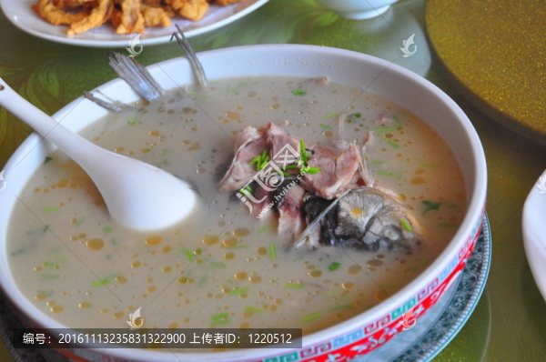 魚(yú)丸湯