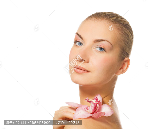 美麗的金發(fā)女孩與蘭花花隔離白色背景