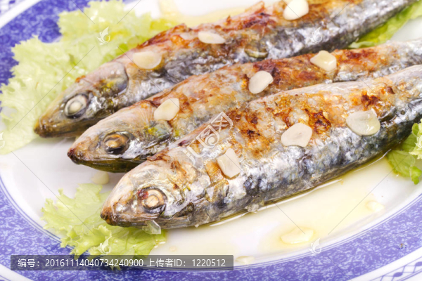 美味的烤沙丁油魚