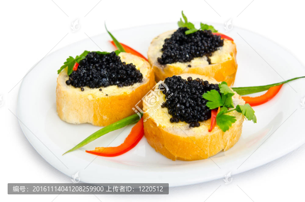 Black,caviar曾在面包