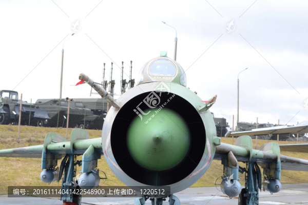 軍用飛機(jī)細(xì)節(jié)陳舊過(guò)時(shí)