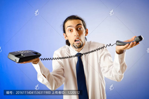 商人在電話里交談