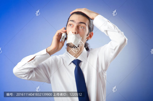 商人與他的嘴唇密封