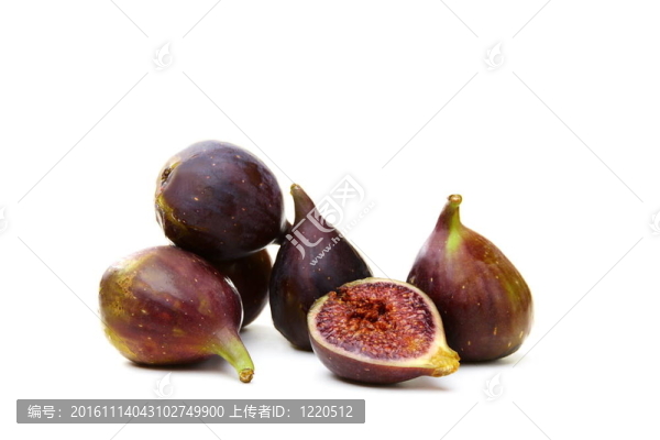 新鮮成熟的無(wú)花果和多汁的切片