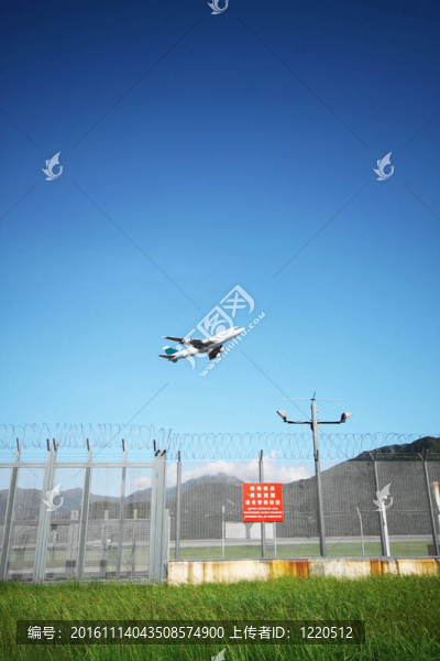 飛機(jī)飛行