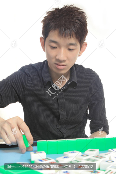 中國(guó)人打麻將；傳統(tǒng)中國(guó)的賭博。