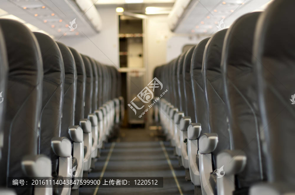 內(nèi)部一個空的飛機