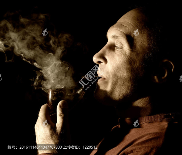 煙斗的棕色的肖像