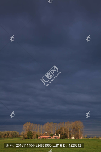 草原與農(nóng)場(chǎng)景觀
