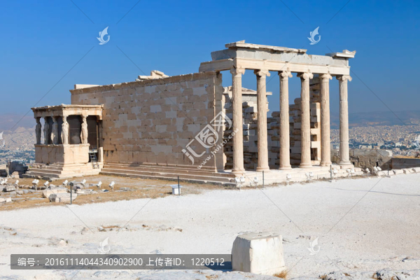 伊瑞克提翁神廟在阿克羅波利斯；Athens
