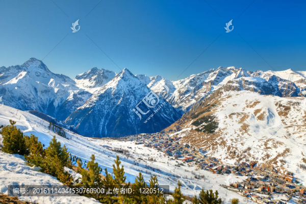 法國阿爾卑斯山滑雪場