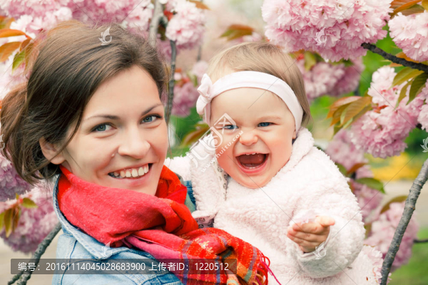 母親與嬰兒