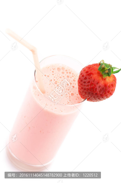 草莓蛋白的雞尾酒