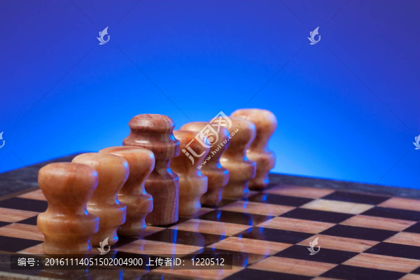 棋盤上的象棋游戲