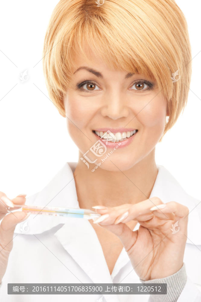 帶溫度計的迷人女醫(yī)生