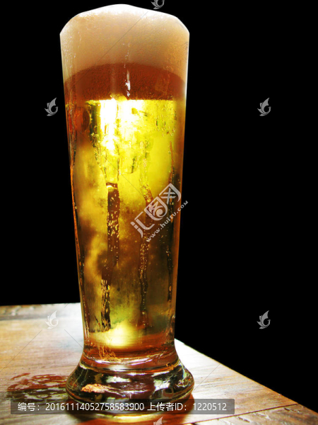 冷啤酒