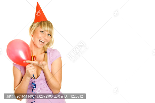 帶氣球和禮品盒的女人