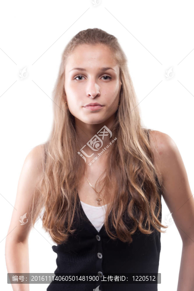 一個長頭發(fā)的漂亮女孩的肖像