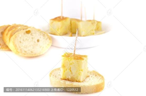 串煎蛋卷。
