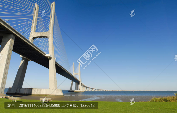 達(dá)伽馬大橋。