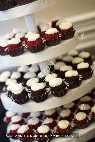 婚禮蛋糕-匯圖網(wǎng) www.fosd68.com 婚禮蛋糕