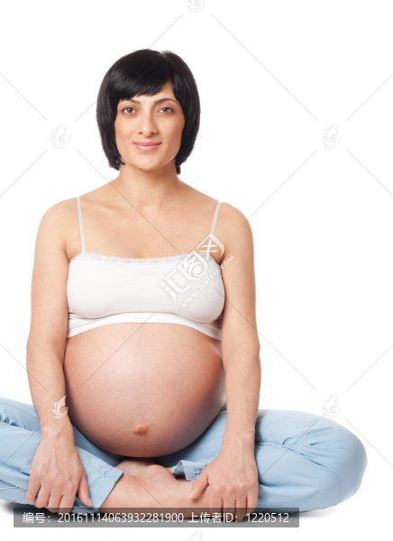 微笑的孕婦