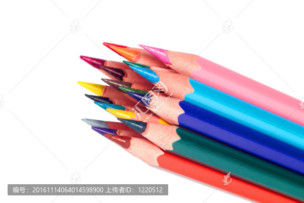 彩色鉛筆；孤立的；白色背景