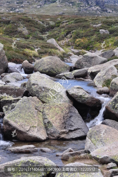 高山流