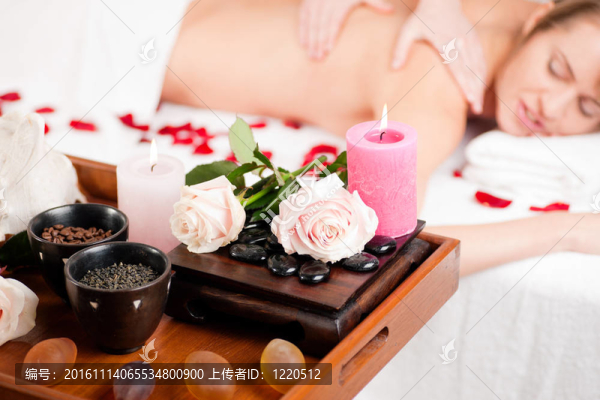 斯帕背部按摩