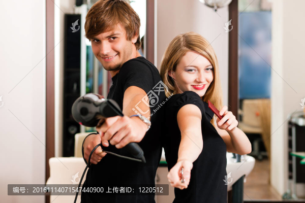 男女理發(fā)師