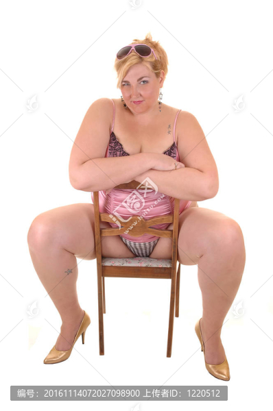 大女孩。