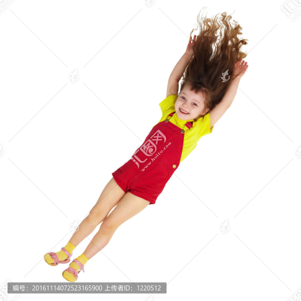 快樂的小女孩跌倒了