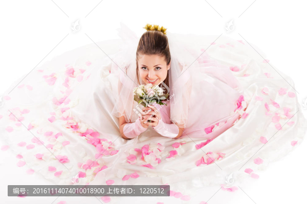 美麗的女人裝扮成新娘