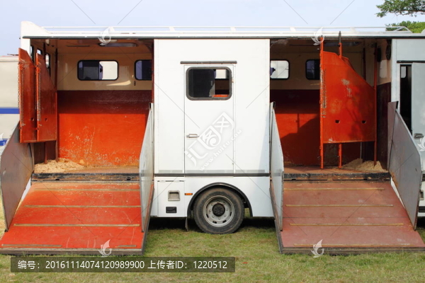 馬匹運輸車