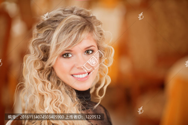 年輕女性肖像