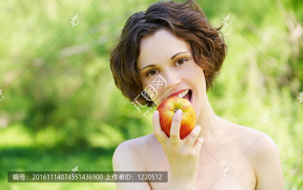 女孩與蘋果戶外
